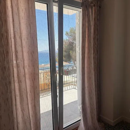 Agioi Theodoroi Beachview Chic Modern Apartment Agioi Theodoroi (Corinthia)