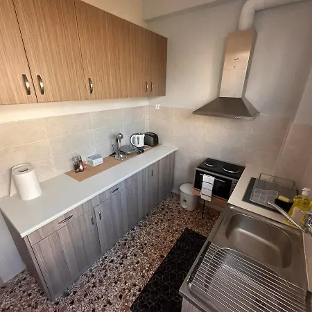 Agioi Theodoroi Beachview Chic Modern Apartment